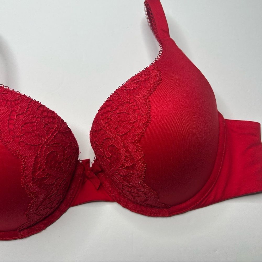 Victoria's Secret Cherry Red perfect shape lined Bra 34c Adjustable Straps - Picture 2 of 5